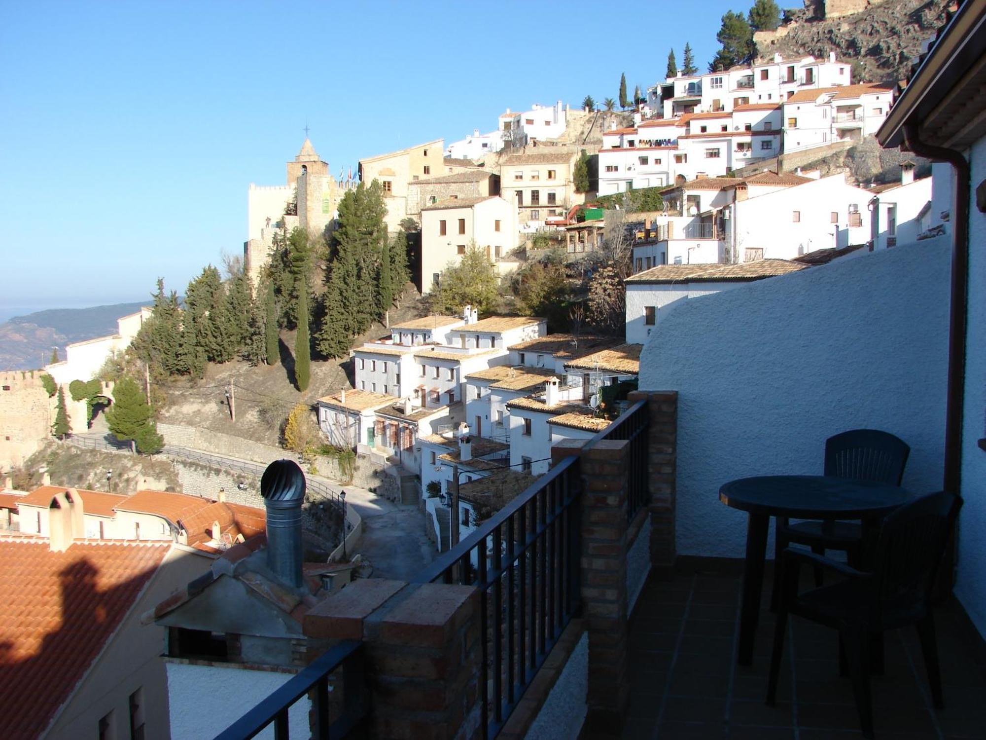 Apartamentos Sierra De Segura Segura de la Sierra Eksteriør billede