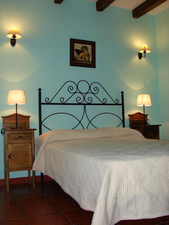 Apartamentos Sierra De Segura Segura de la Sierra Værelse billede