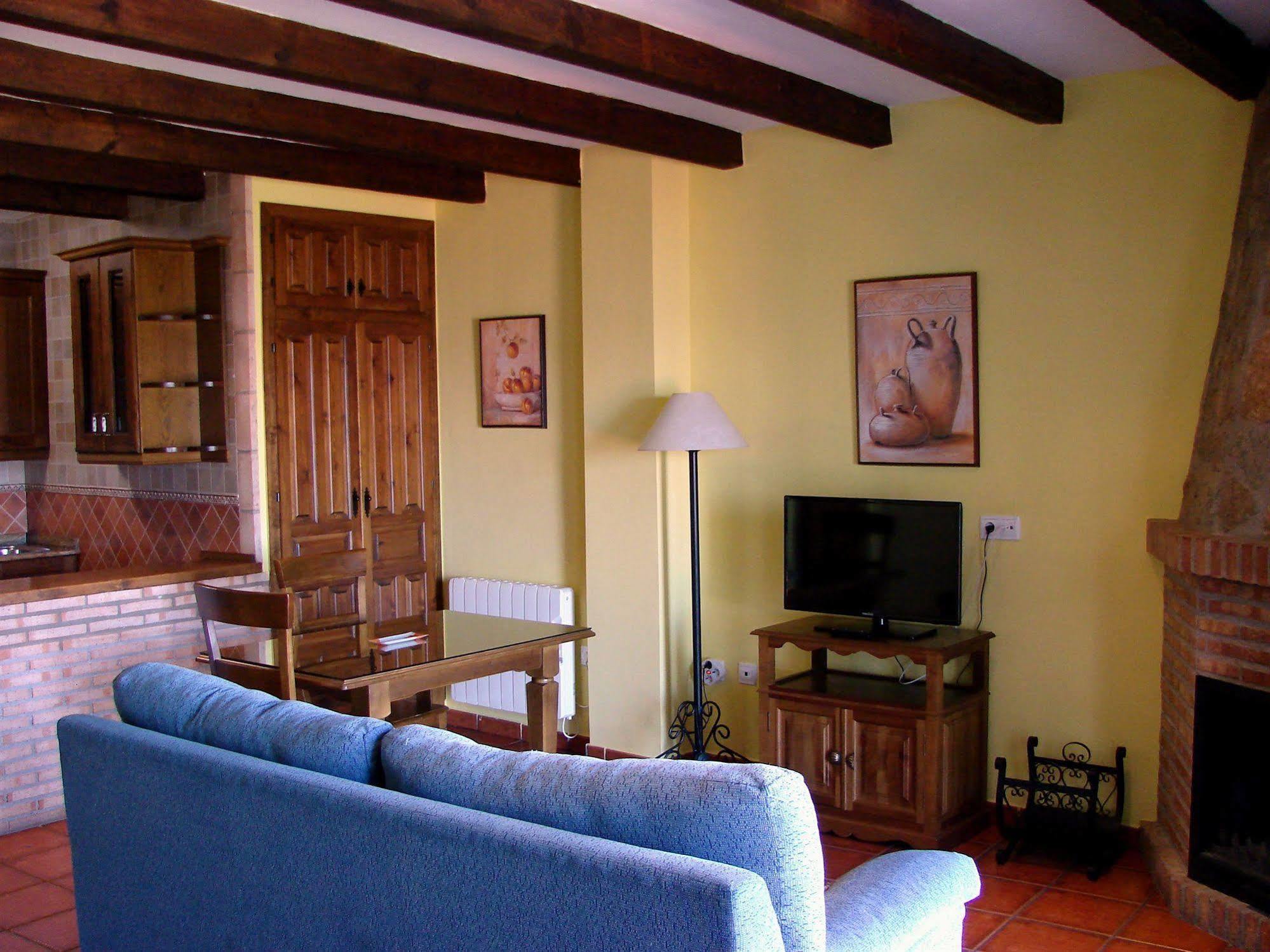 Apartamentos Sierra De Segura Segura de la Sierra Eksteriør billede